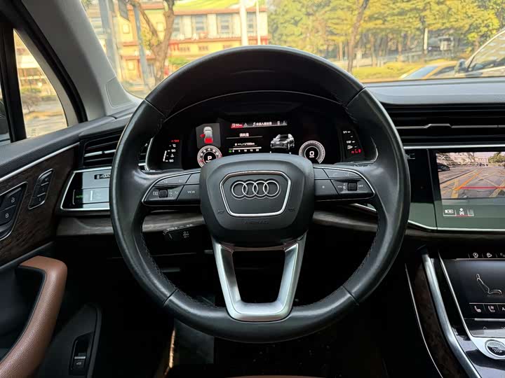 Audi Q7, 2022 — фото 7 из 9
