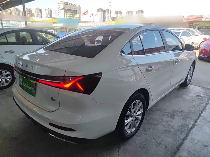 Roewe i5, 2025 — фото 7 из 9