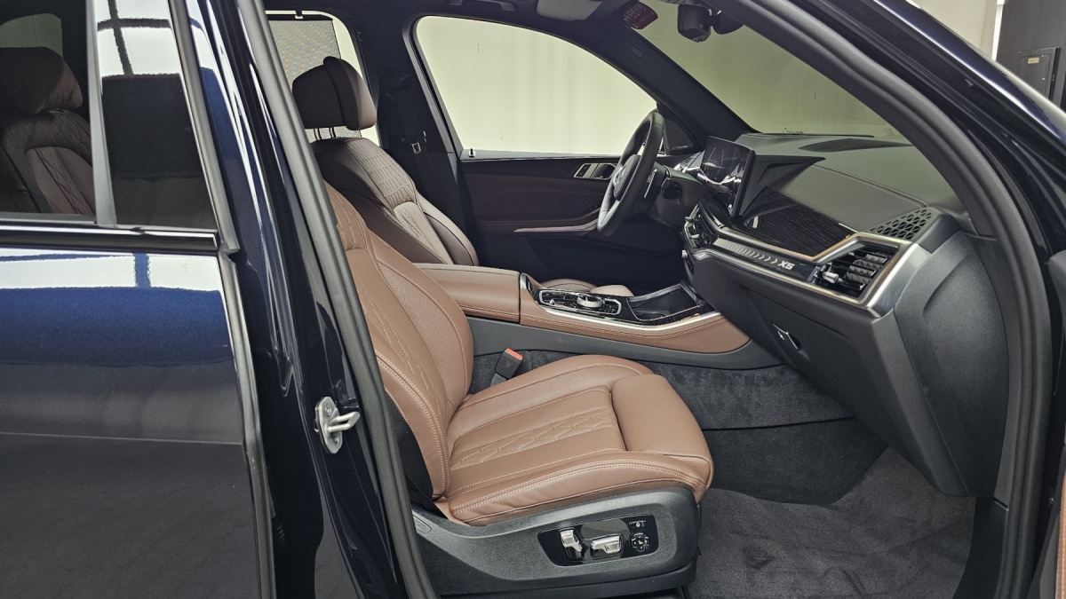 BMW X5, 2025 — фото 11 из 12