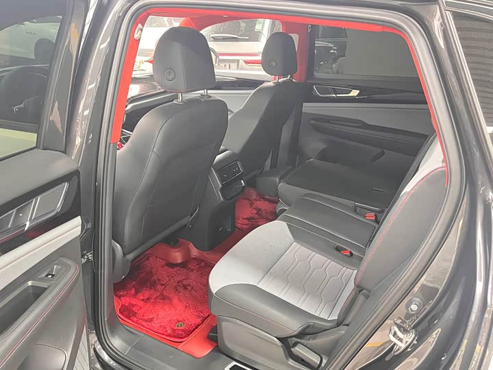 Volkswagen Teramont X, 2022 — фото 9 из 9