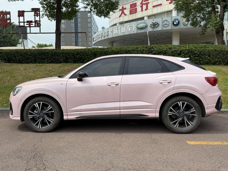 Audi Q3 Sportback, 2024 — фото 3 из 12