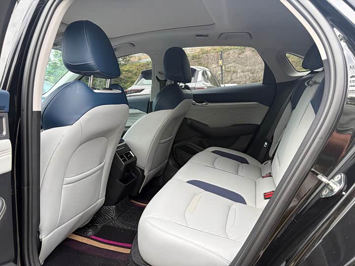 Geely Preface, 2022 — фото 9 из 9