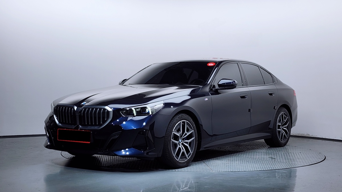BMW 5 Series, 2025 — купить в Перми под ключ