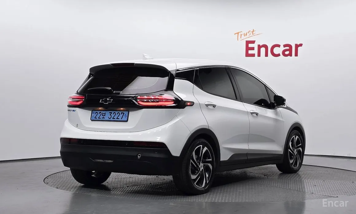 Chevrolet Bolt EV, 2022 — фото 2 из 12