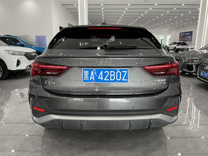 Audi Q3 Sportback, 2023 — фото 5 из 12