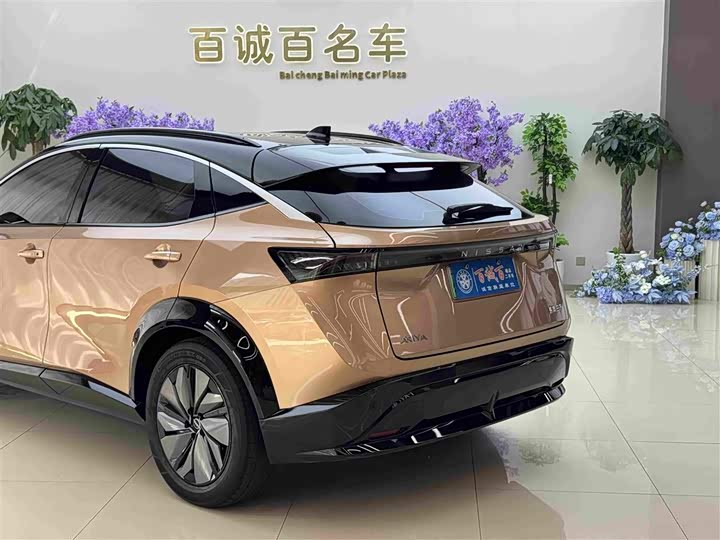 Nissan Ariya EV, 2023 — фото 8 из 9