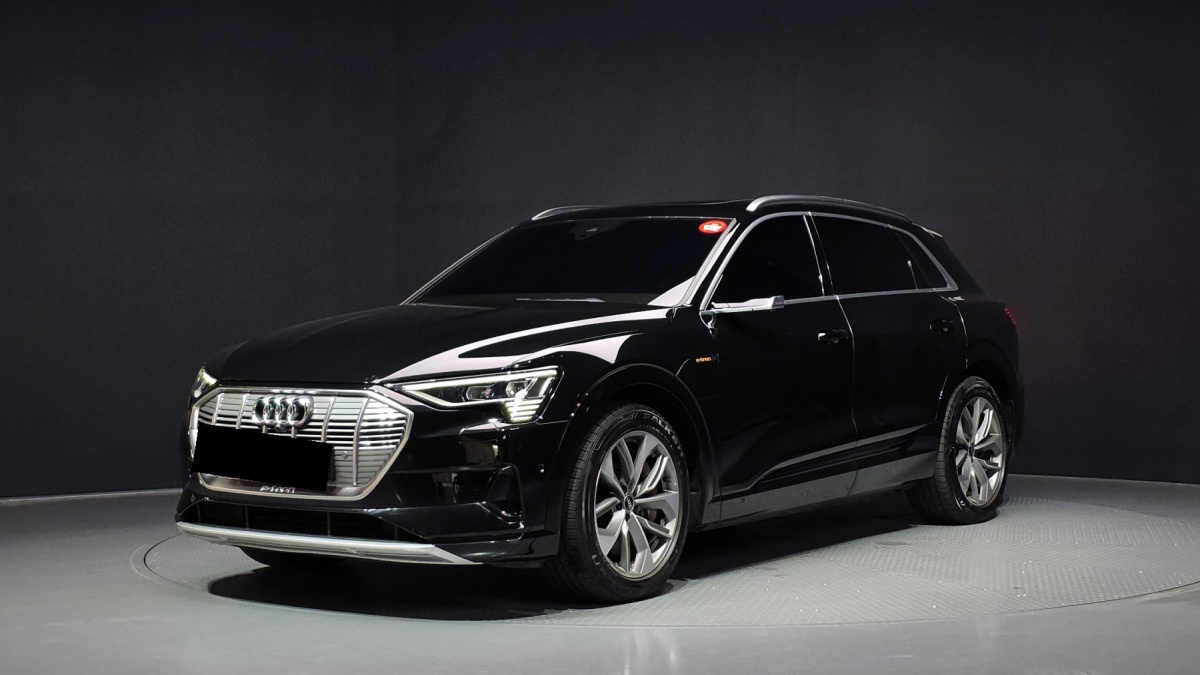 Audi e-tron, 2021 — купить в Саранске под ключ