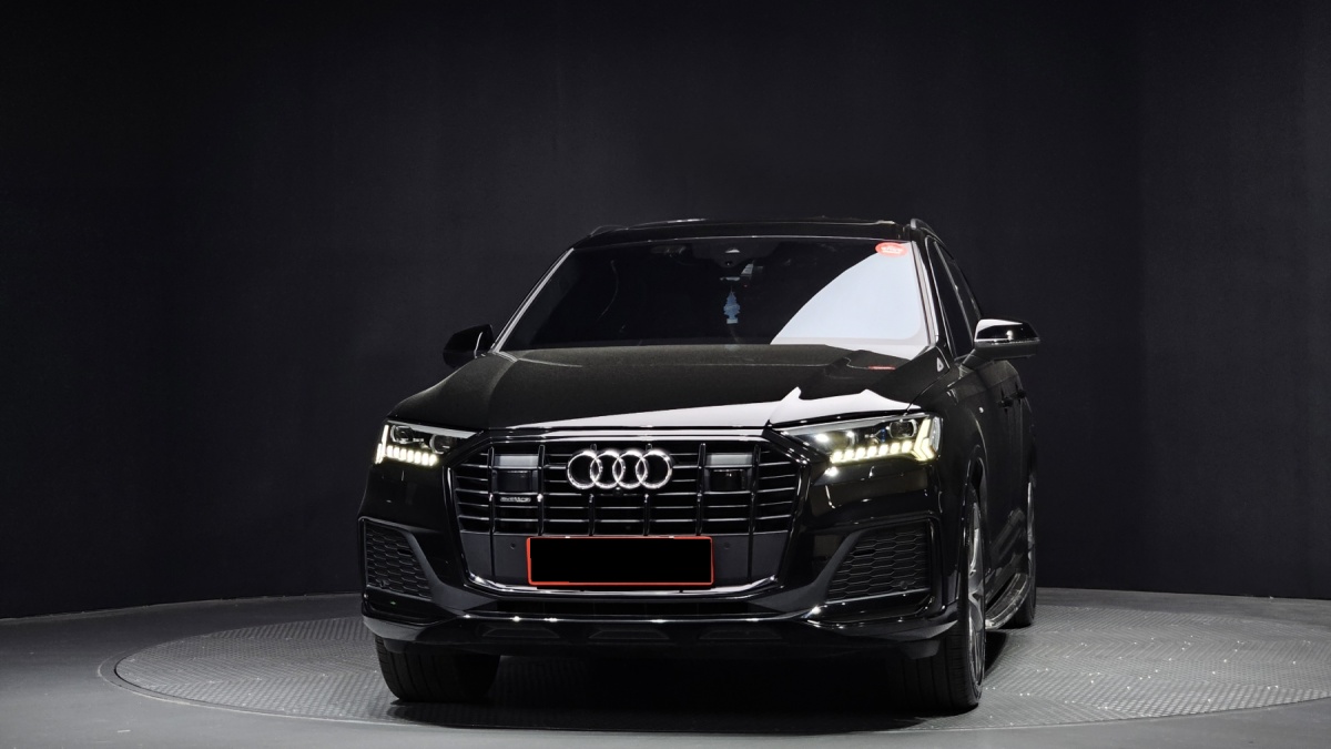 Audi Q7, 2023 — фото 3 из 12