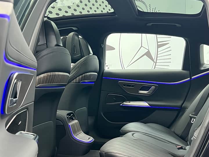 Mercedes-Benz E-Class Hybrid, 2024 — фото 7 из 9