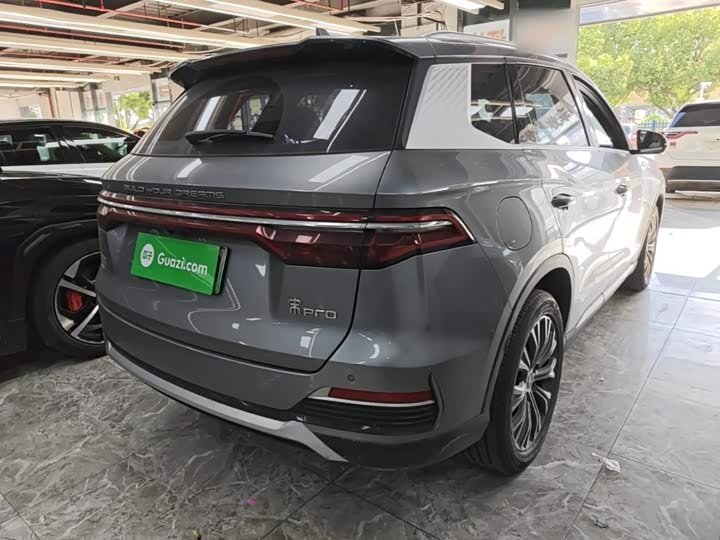 BYD Song Pro Hybrid, 2023 — фото 7 из 9