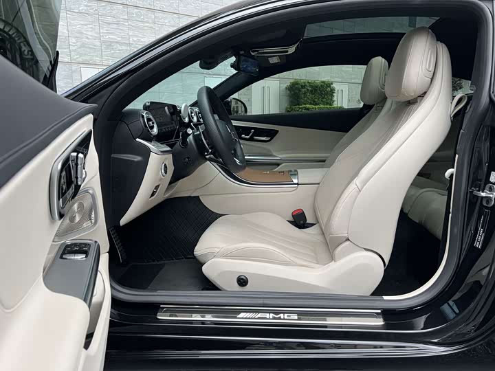Mercedes-Benz CLE-Class AMG, 2024 — фото 5 из 5
