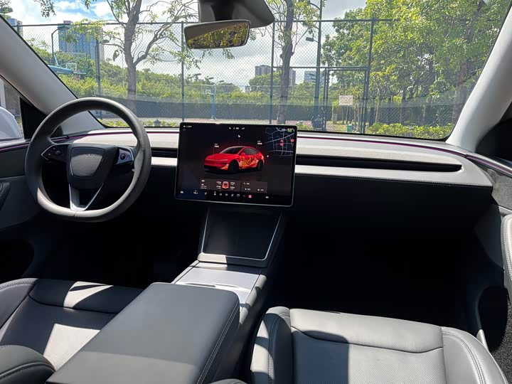 Tesla Model Y, 2025 — фото 6 из 9