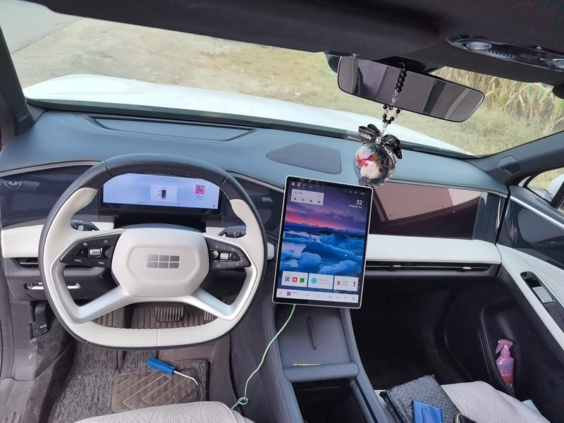 Geely Galaxy L7, 2025 — фото 5 из 12