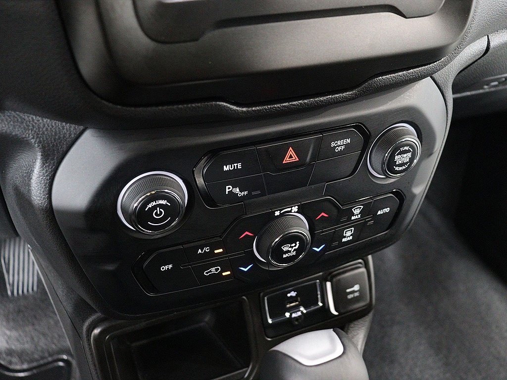 Jeep Renegade, 2022 — фото 8 из 12