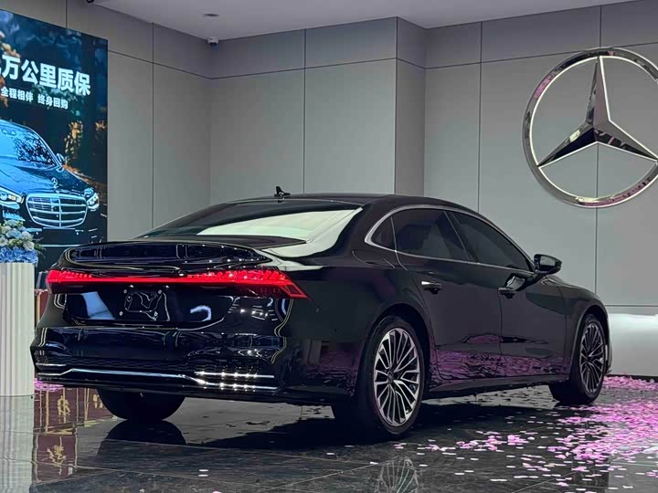 Audi A7L, 2024 — фото 7 из 9