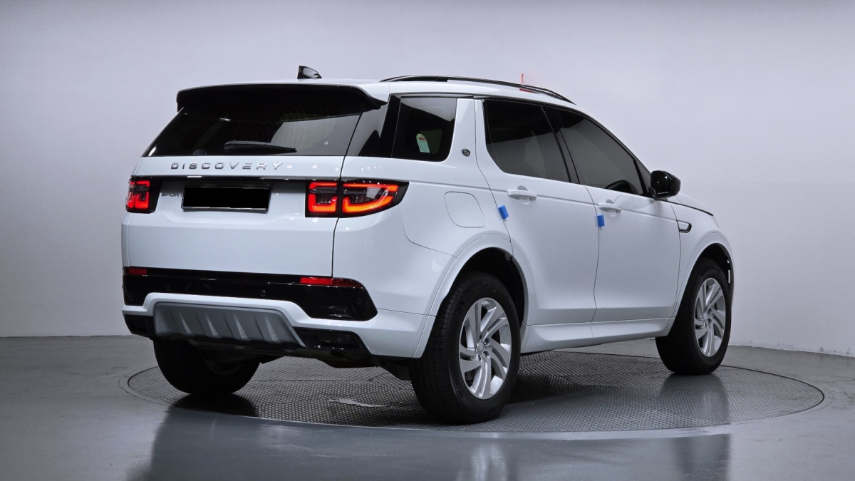 Land Rover Discovery Sport, 2024 — фото 2 из 12
