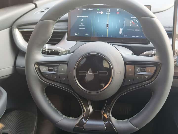 BYD Seal 06 GT, 2025 — фото 8 из 9