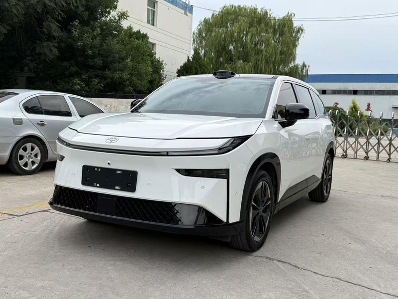 Toyota bZ3X, 2025 — купить в Оренбурге под ключ