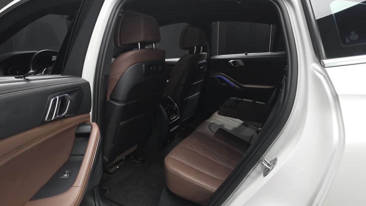 BMW X6, 2022 — фото 11 из 12