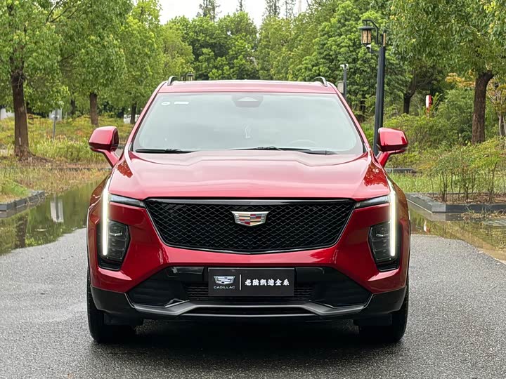 Cadillac XT4, 2023 — фото 2 из 9