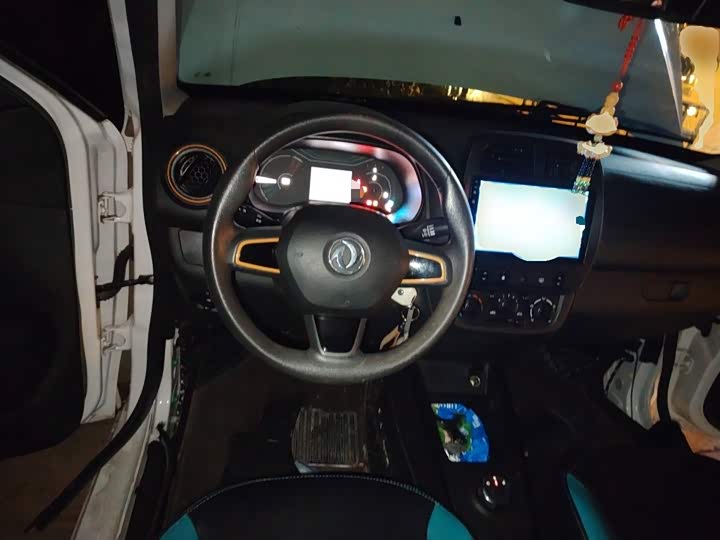 Dongfeng Yipai Nano EX1, 2021 — фото 6 из 9