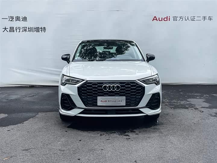 Audi Q3 Sportback, 2023 — фото 2 из 9