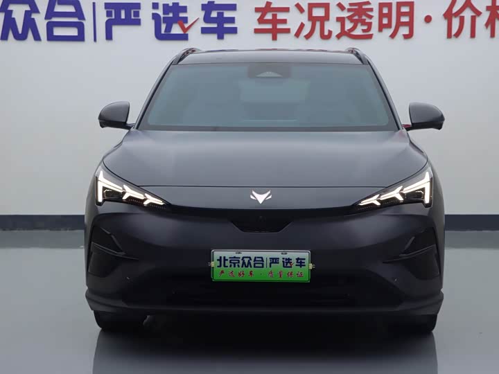 BAIC Arcfox Alpha T5, 2024 — фото 3 из 9