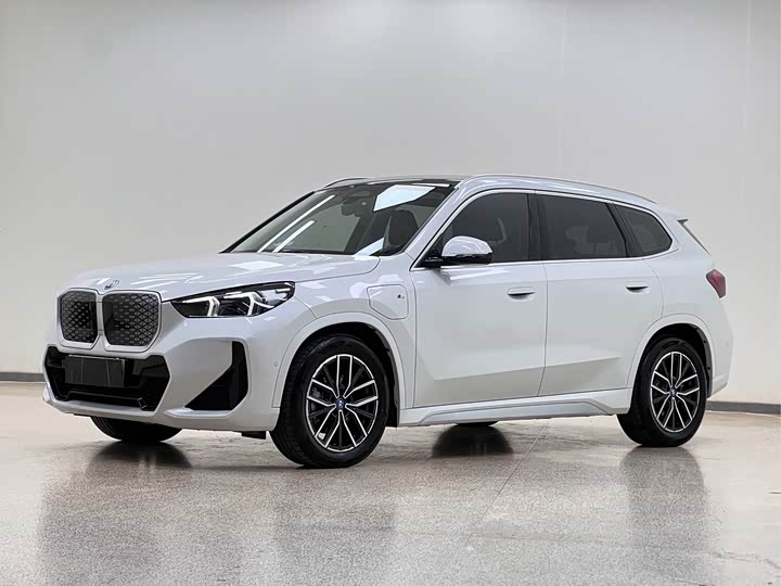 BMW iX1, 2024 — купить в Ярославле под ключ