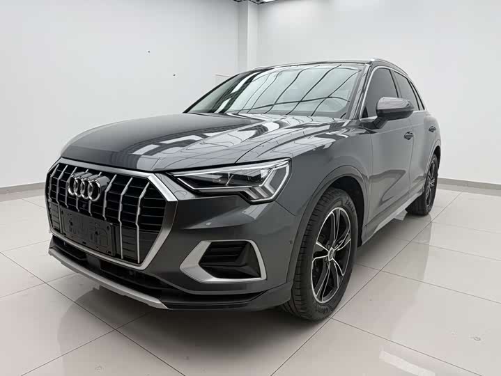 Audi Q3, 2022 — купить в Иванове под ключ