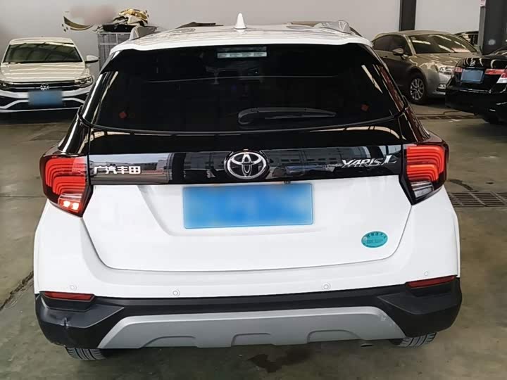 Toyota Yaris L Hatchback, 2022 — фото 6 из 9