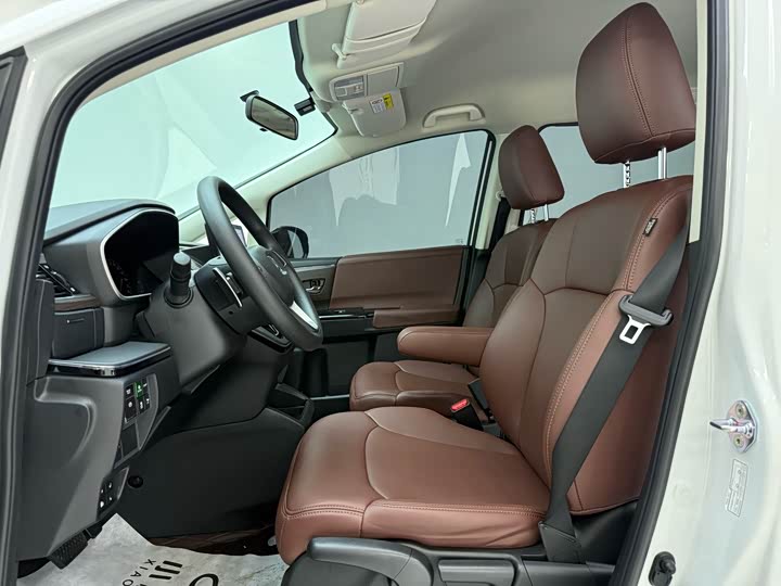 Honda Odyssey, 2023 — фото 7 из 9