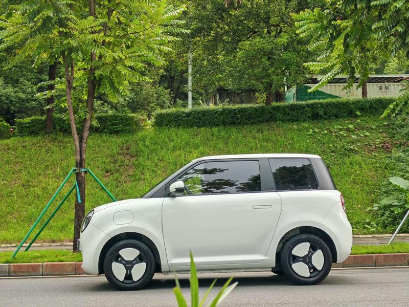 Changan Qiyuan (Nevo) Lumin, 2022 — фото 4 из 12