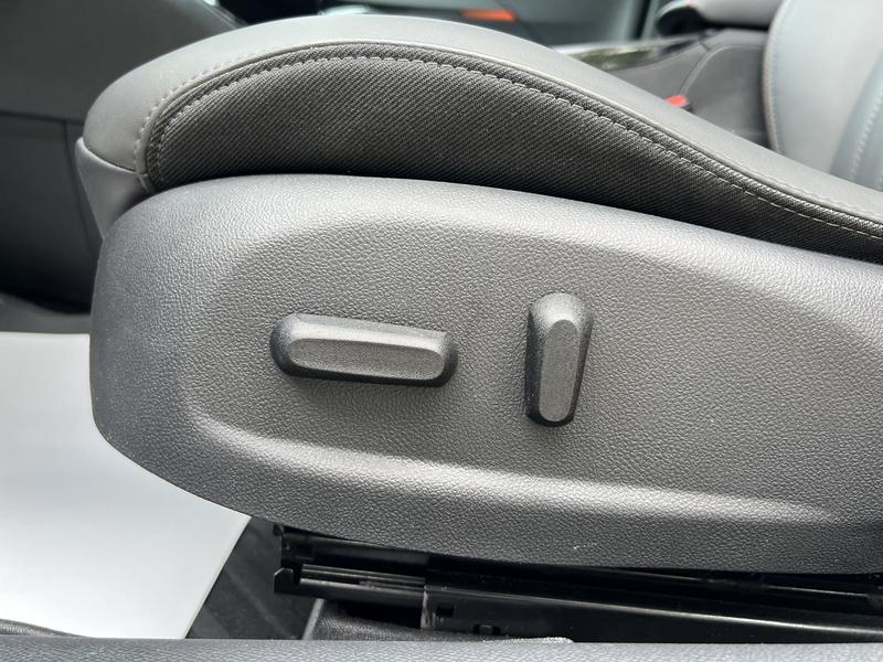 Peugeot 2008, 2023 — фото 12 из 12