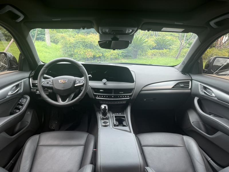 Cadillac CT5, 2024 — фото 8 из 11
