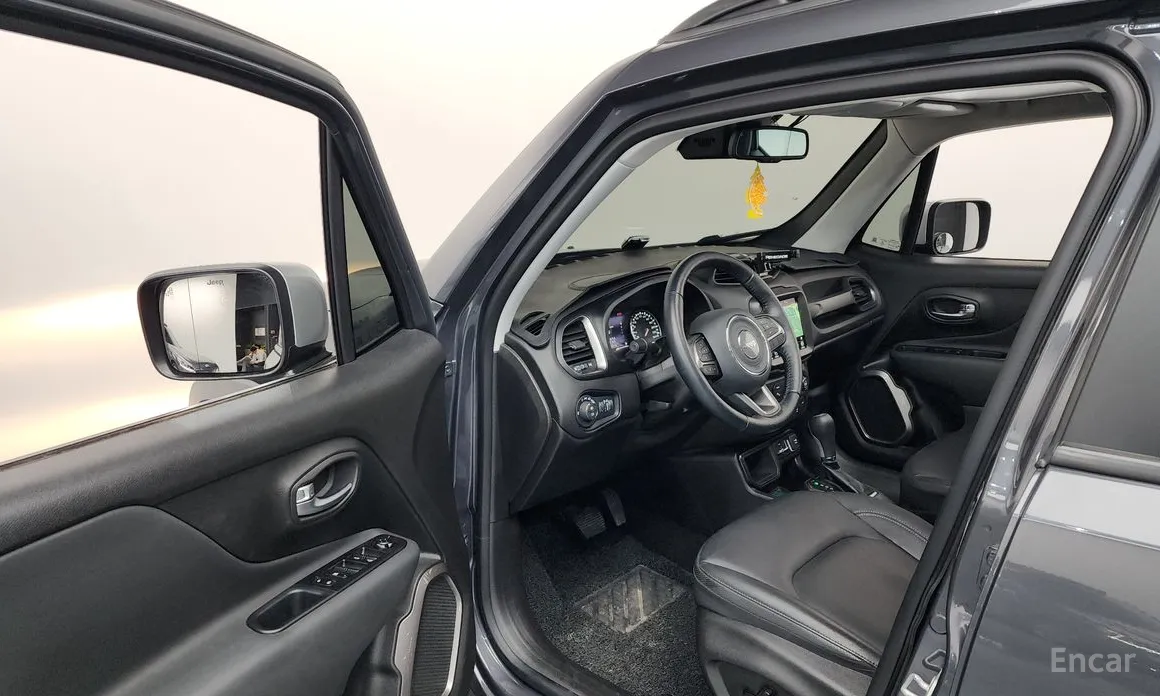 Jeep Renegade, 2022 — фото 10 из 12
