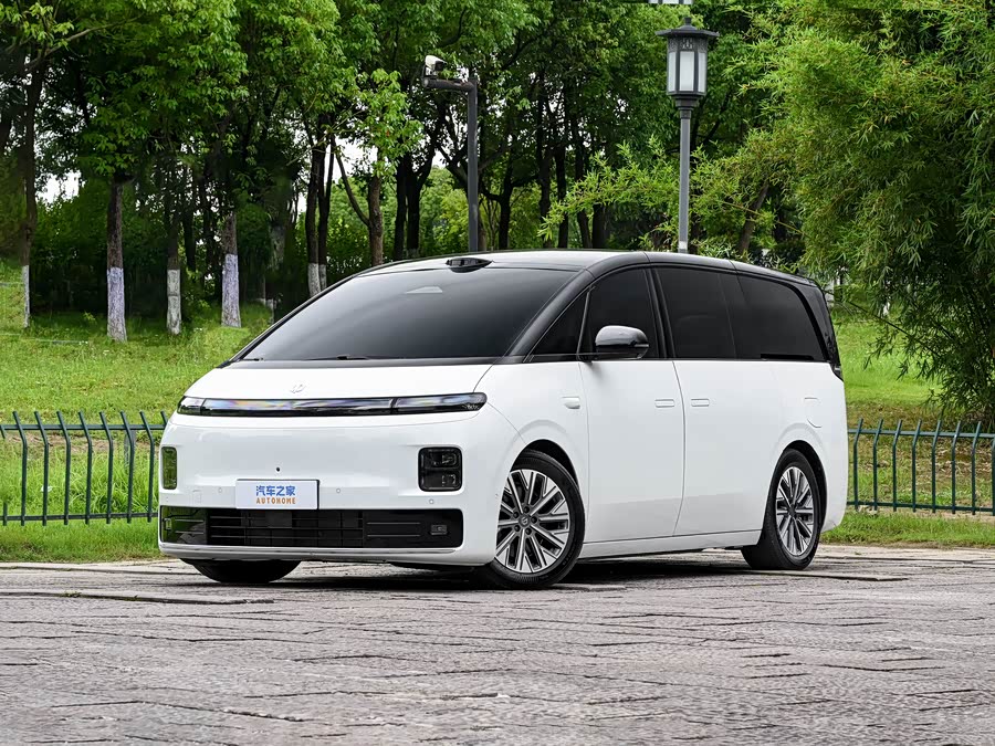 Leapmotor D99, 2026 — купить в Туле под ключ