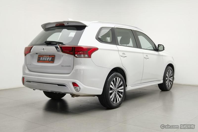 Mitsubishi Outlander, 2021 — фото 4 из 12
