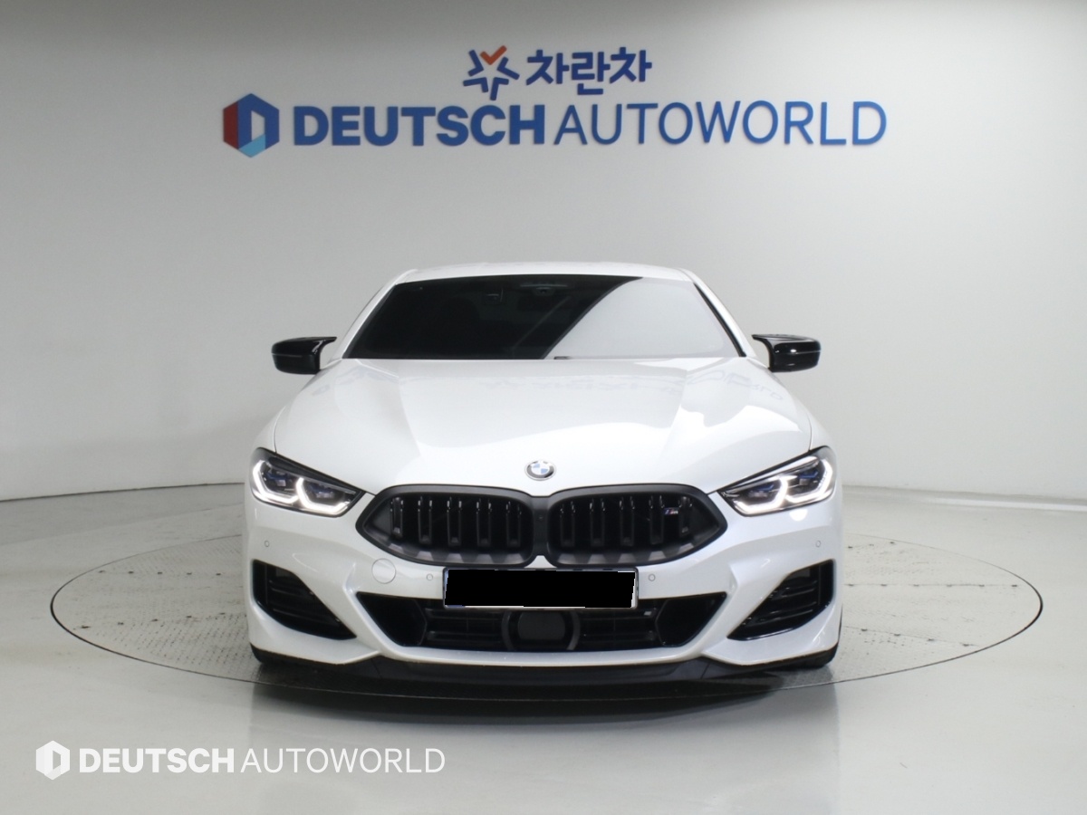 BMW 8 Series, 2025 — фото 3 из 5