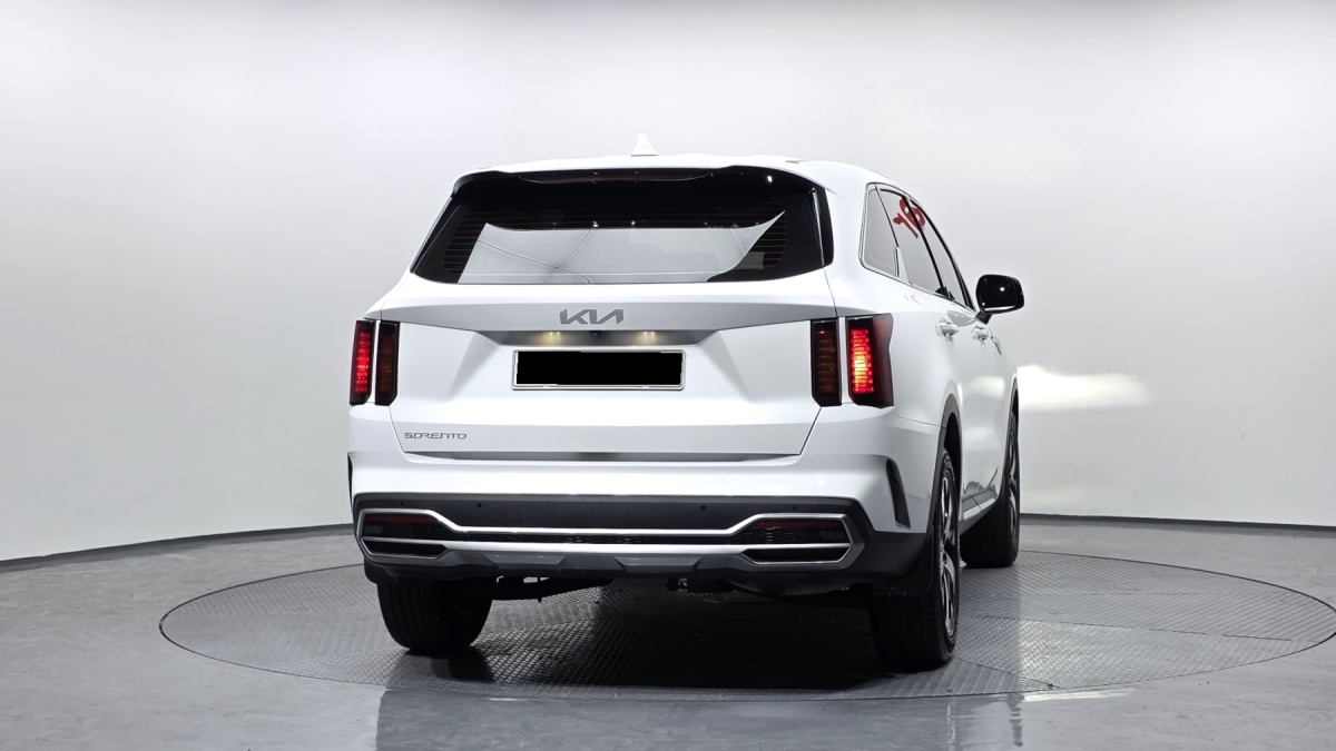 Kia Sorento, 2022 — фото 4 из 12