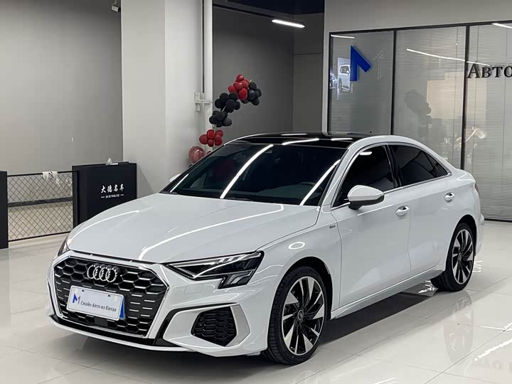 Audi A3, 2022 — фото 3 из 9