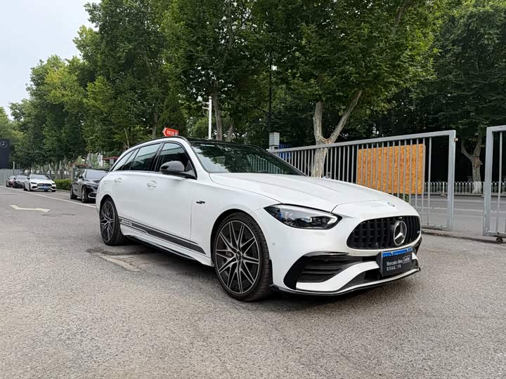 Mercedes-Benz C-Class AMG, 2025 — фото 2 из 9