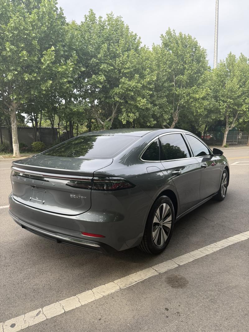 Geely Galaxy A7, 2025 — фото 6 из 9