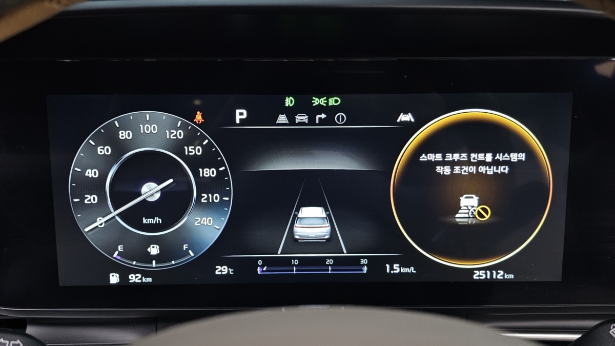 Kia Carnival, 2022 — фото 7 из 12