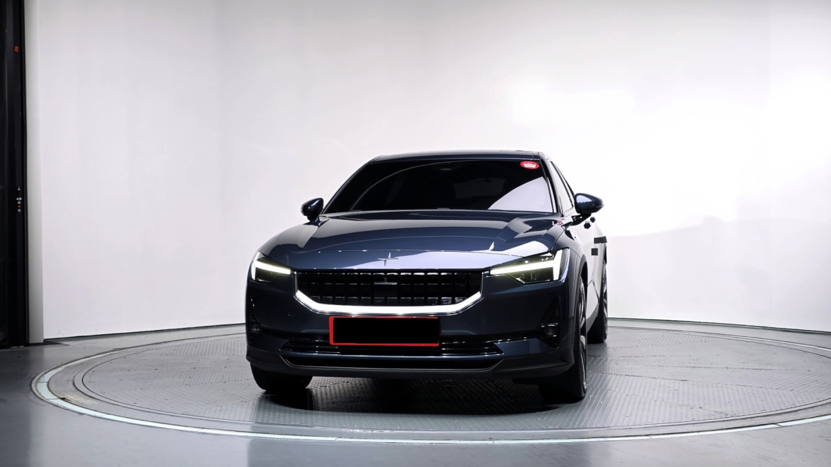 Polestar 2, 2022 — фото 3 из 12