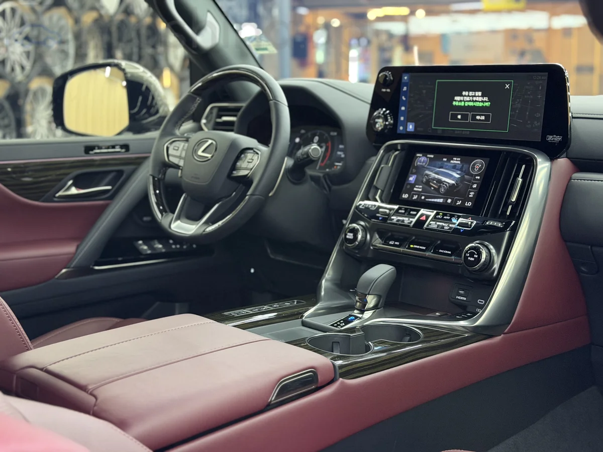 Lexus LX, 2025 — фото 9 из 12