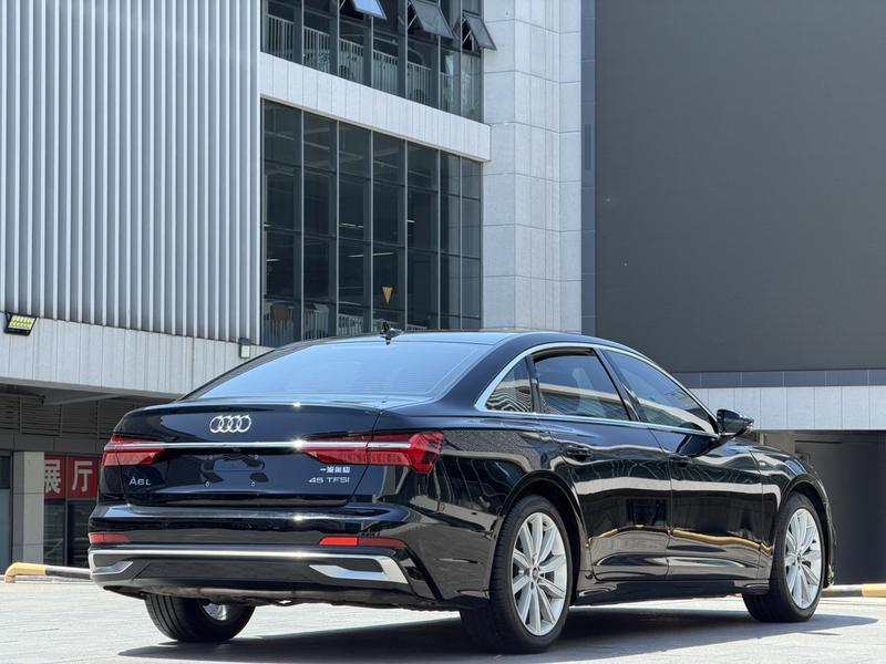 Audi A6L, 2024 — фото 7 из 12