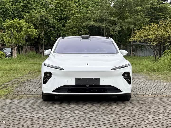 Nio ET7, 2025 — фото 2 из 9