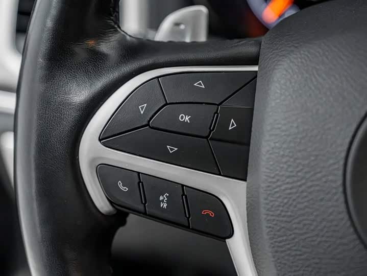 Jeep Grand Cherokee, 2023 — фото 9 из 9
