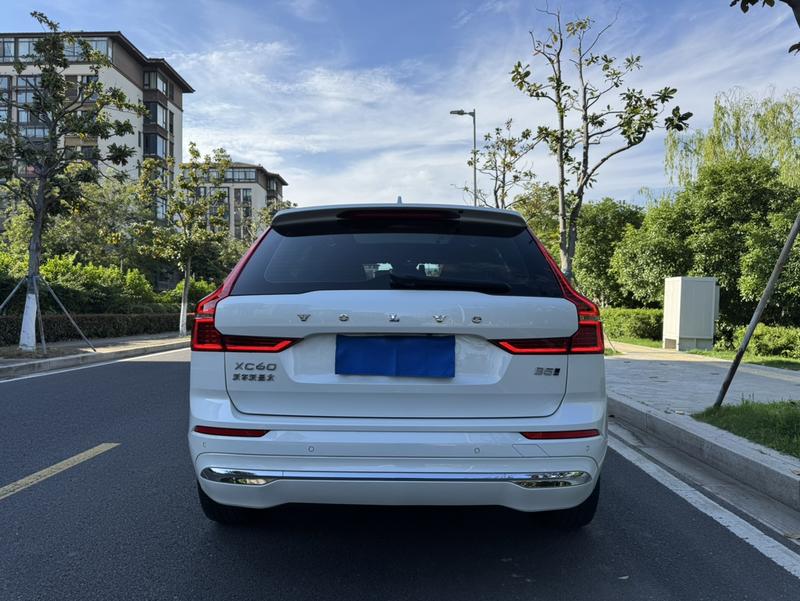 Volvo XC60, 2021 — фото 6 из 12