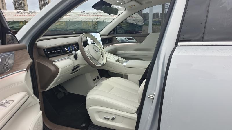 Wuling Starlight L, 2026 — фото 10 из 12